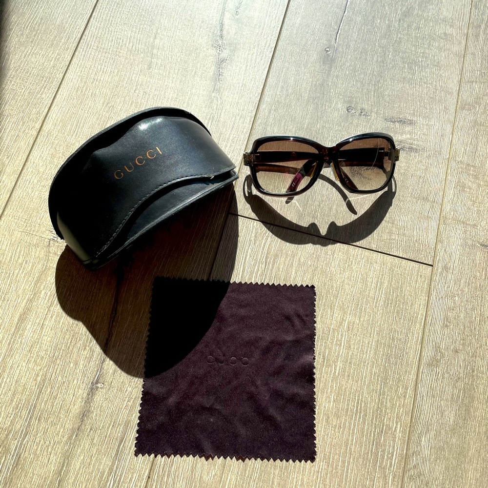 Gucci Sunglasses GG 2985